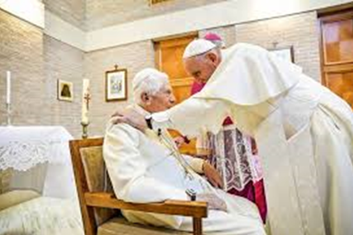 JUNHO DE 2018 Francisco. um dos mais assíduos na casa do papa emérito: vida reclusa e limitada ao Vaticano
