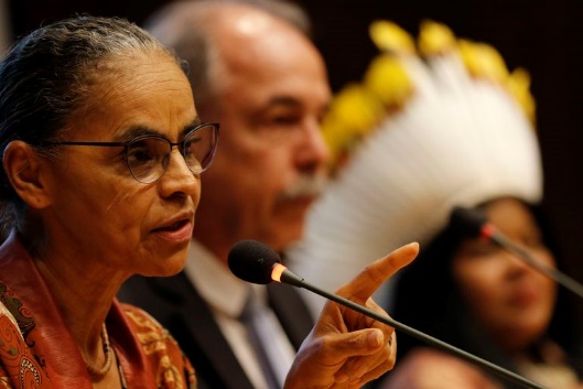 Marina Silva Lula Meio ambiente A ministra e a BR-319: a melhor forma de proteger a floresta é atribuir-lhe função econômica