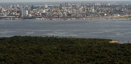 Uma imagem com ar livre, água, fotografia aérea, linha do horizonte

Descrição gerada automaticamente