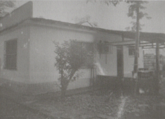 Foto preta e branca de um edifício

O conteúdo gerado por IA pode estar incorreto.